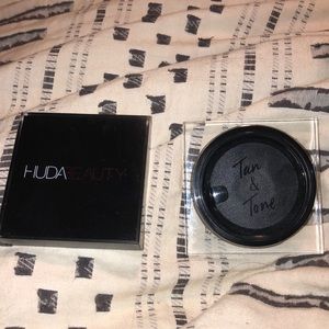 HUDA BEAUTY Makeup - HudaBeauty Tantour Contour and Bronzer Cream HUDA BEAUTY Makeup - HudaBeauty Tantour Contour and Bronzer Cream